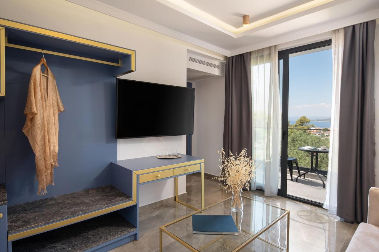 Acropol Golden Suites Неос-Мармарас Екстер'єр фото